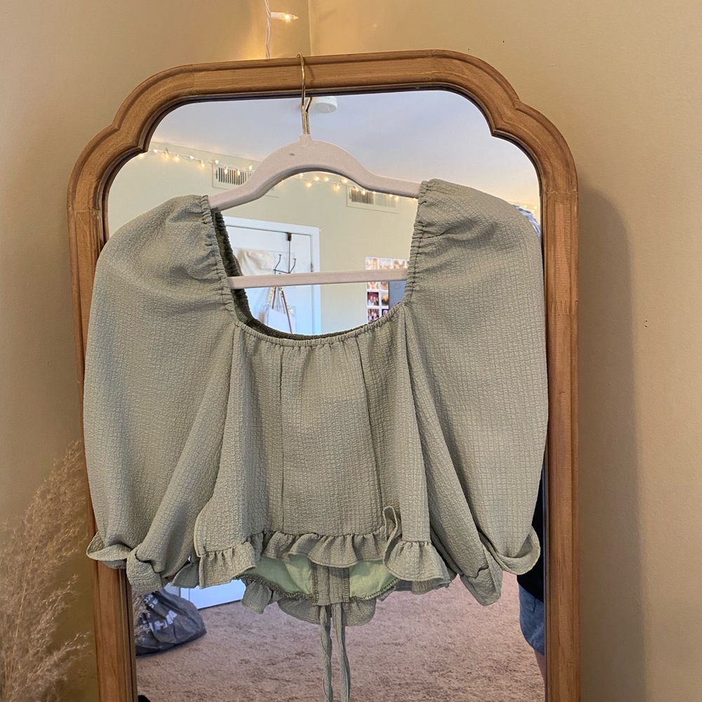 Green Ruffle Shirt - Picture 4 of 4